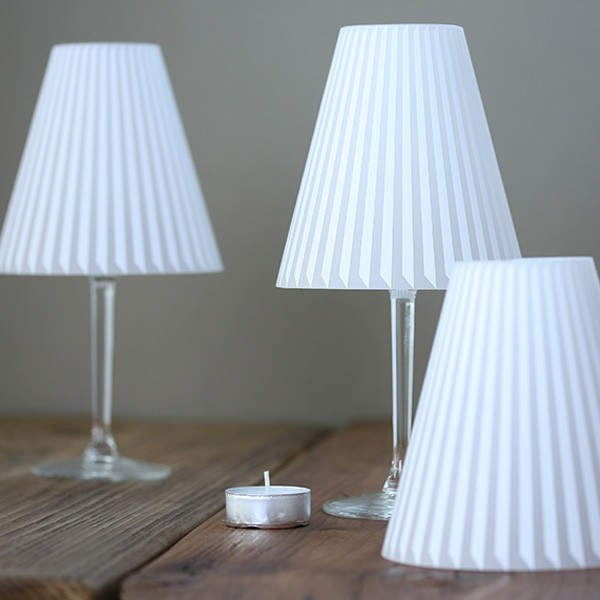 not the girl who misses much: Schöne Helene – 3 Schirme mit Faltendruck, EAN: 4260528290031