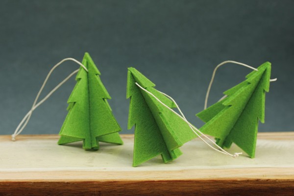 not the girl who misses much: 3 Wintertannen aus Wollfilz 207333